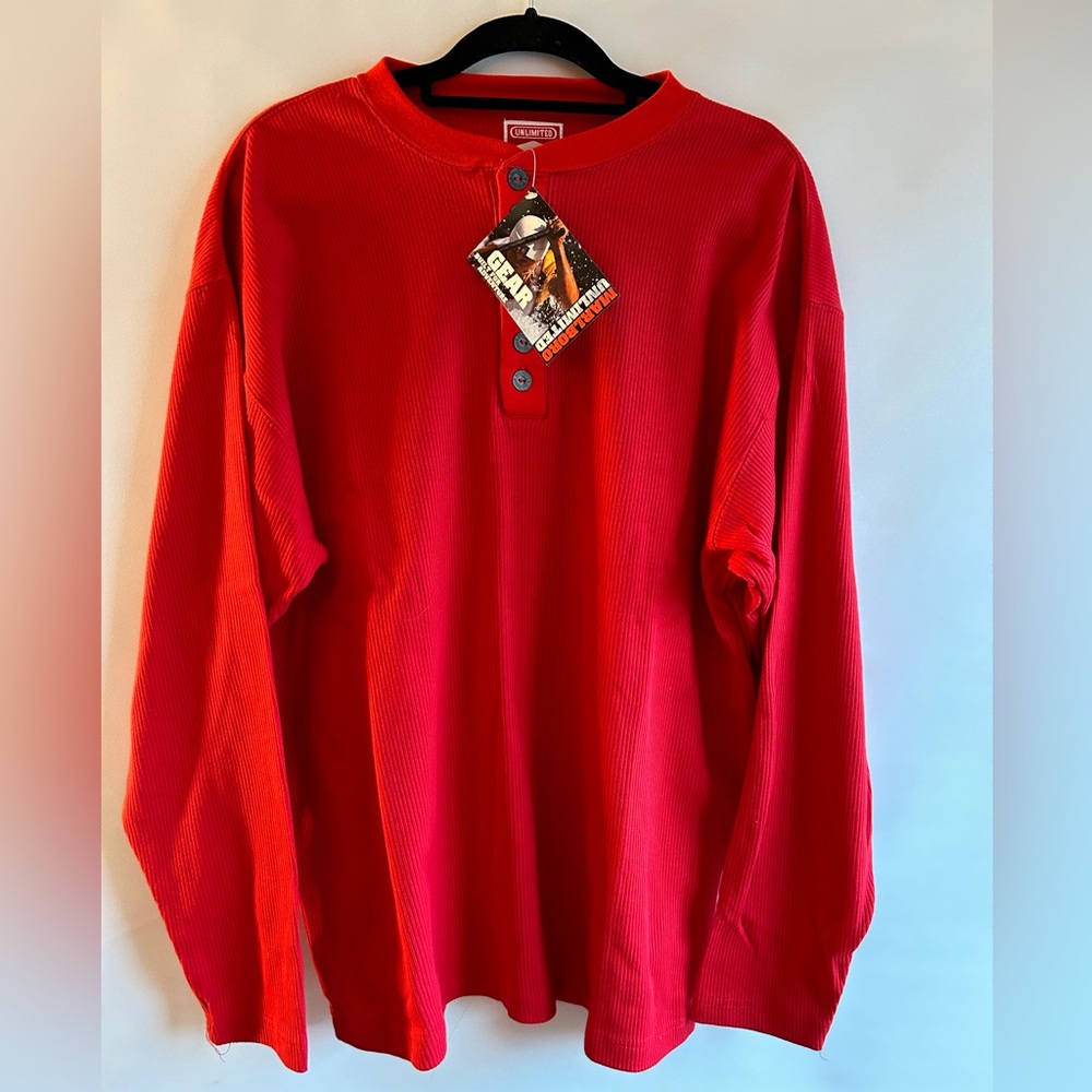 UNLIMITED MARLBORO MADE IN TAIWAN 100# COTTON RED HENLY MENS THERMAL SHIRT MED